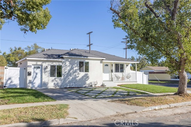 Detail Gallery Image 15 of 35 For 8002 Hazeltine Ave, Panorama City,  CA 91402 - 3 Beds | 2 Baths