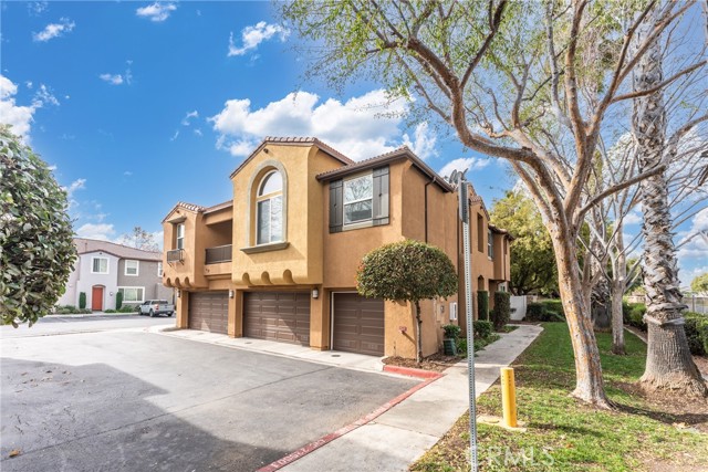 Detail Gallery Image 3 of 35 For 27931 Cactus a,  Moreno Valley,  CA 92555 - 2 Beds | 2 Baths