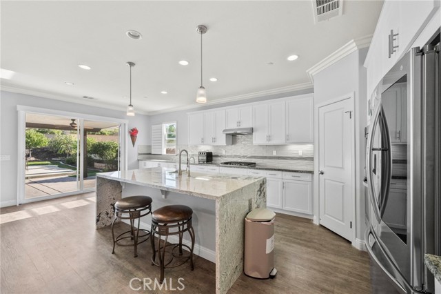 Detail Gallery Image 7 of 60 For 35554 Laurel Tree Ct, Winchester,  CA 92596 - 4 Beds | 2/1 Baths