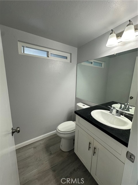 Detail Gallery Image 5 of 9 For 2010 Date Tree, Colton,  CA 92324 - 3 Beds | 2/1 Baths