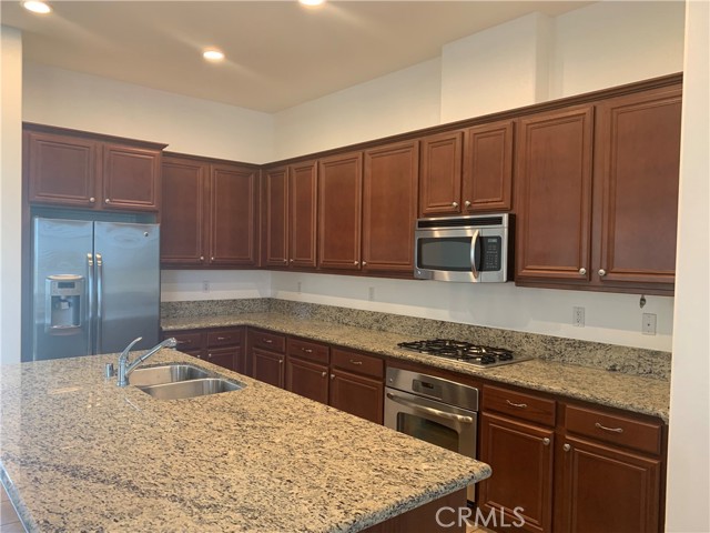 Image 16 of 53 For 77184 California Drive