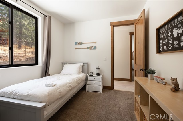 43778 Colusa Drive, Big Bear Lake CA: https://media.crmls.org/medias/85b9afae-58c0-44b3-8fcd-6aa3d6d76d39.jpg