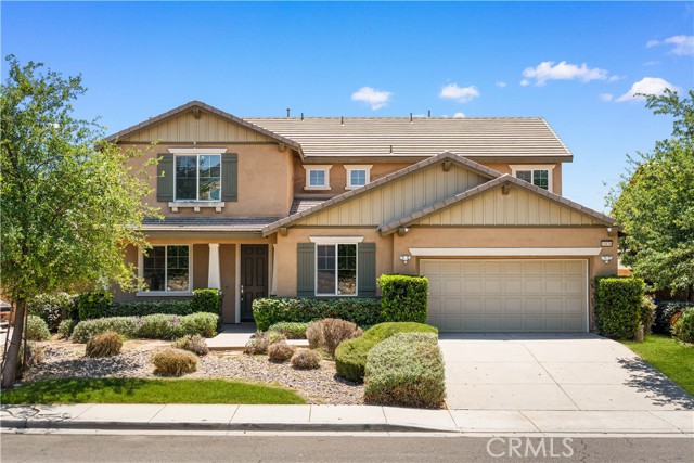 Detail Gallery Image 1 of 42 For 11836 Crossbill Way, Jurupa Valley,  CA 91752 - 5 Beds | 3 Baths