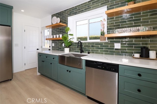 Detail Gallery Image 14 of 52 For 1040 S Grevillea Ave, Inglewood,  CA 90301 - 2 Beds | 2 Baths