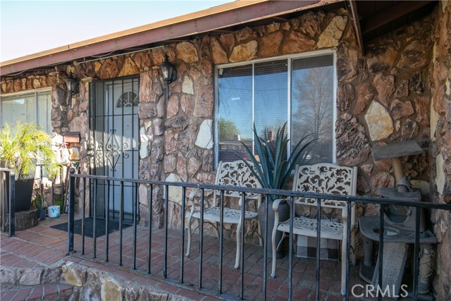 Detail Gallery Image 3 of 19 For 1017 W Avenue H8, Lancaster,  CA 93534 - 4 Beds | 2 Baths