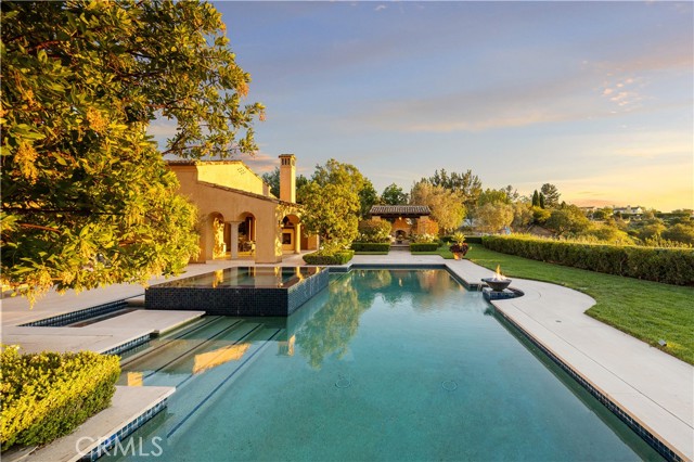 Detail Gallery Image 9 of 68 For 51 Echo, Irvine,  CA 92603 - 7 Beds | 8/5 Baths