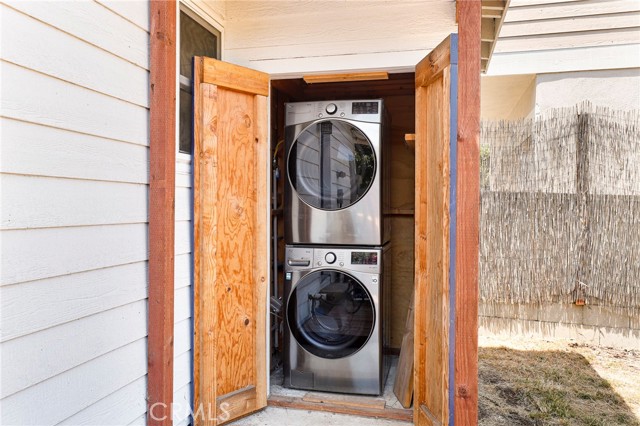 4317 W 166th Street, Lawndale CA: https://media.crmls.org/medias/85bf3477-0ae2-4abc-9d3f-a834002b82c8.jpg