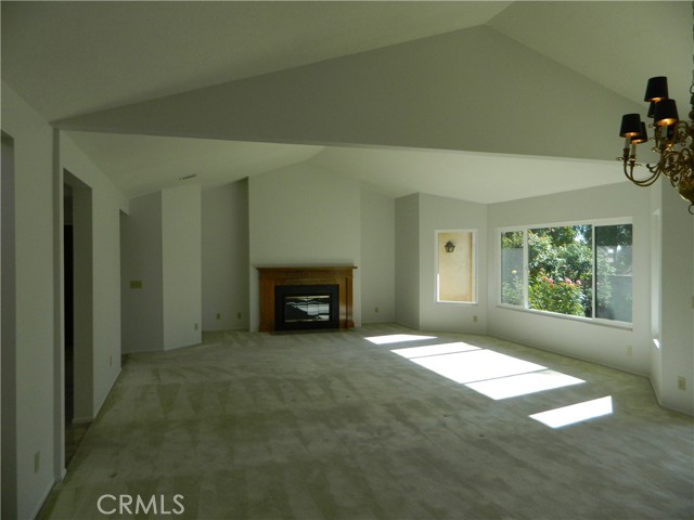 Detail Gallery Image 4 of 30 For 888 via Maria, Upland,  CA 91784 - 3 Beds | 3/1 Baths