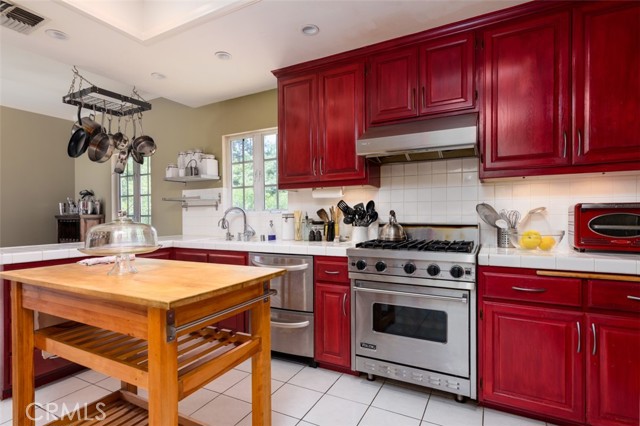 Detail Gallery Image 11 of 38 For 1515 Indiana Ave, South Pasadena,  CA 91030 - 5 Beds | 3/1 Baths