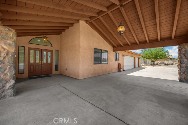 11915 Redwood Avenue, Hesperia CA: https://media.crmls.org/medias/85c00be5-46ab-4072-8ff4-27549c7be27b.jpg