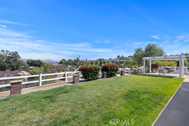 40951 PARADO DEL SOL DR, Temecula CA: https://media.crmls.org/medias/85c25731-9eda-4cc2-9279-ad15b04f985f.jpg