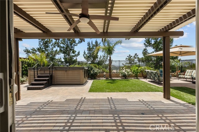 19512 Griffith Drive, Saugus CA: https://media.crmls.org/medias/85c40e72-1054-4d37-acec-4e32075cd4a1.jpg