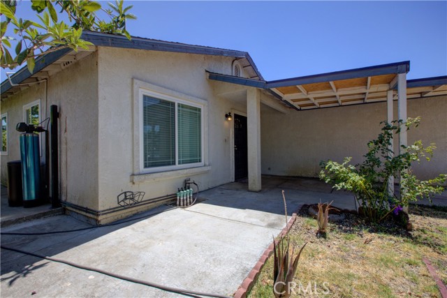 402 La Mesa Street, Merced CA: https://media.crmls.org/medias/85c41c44-78c7-4172-8db0-bd1378b42143.jpg