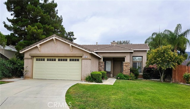 821 Atlantic Circle, Corona CA: https://media.crmls.org/medias/85c41f61-f21a-4000-a97d-235b7ae10883.jpg