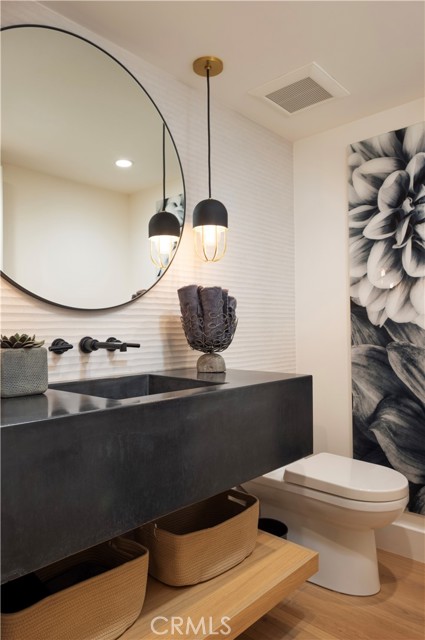 Detail Gallery Image 15 of 33 For 304 Goldenrod Ave, Corona Del Mar,  CA 92625 - 4 Beds | 3/2 Baths