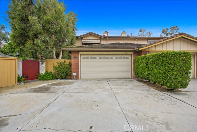Detail Gallery Image 1 of 1 For 19095 Woodland Way, Lake Forest,  CA 92679 - 3 Beds | 3 Baths