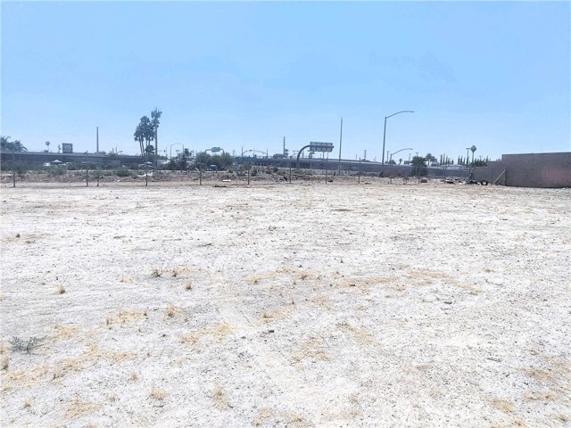 Detail Gallery Image 8 of 11 For 1344 N H St, San Bernardino,  CA 92405 - – Beds | – Baths
