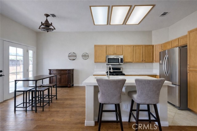 Detail Gallery Image 8 of 22 For 44607 Crestwood Cir, Temecula,  CA 92592 - 3 Beds | 2 Baths