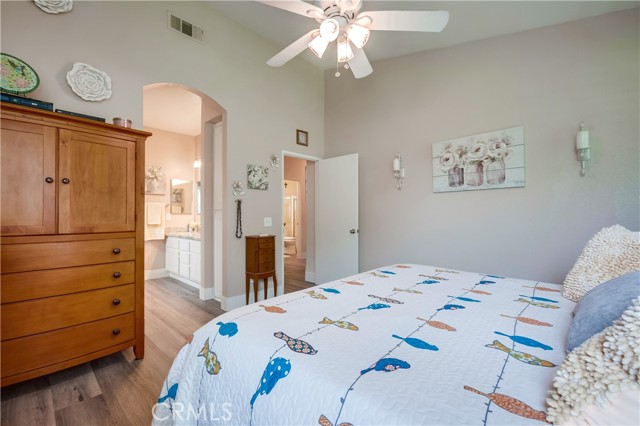 11327 La Brisa Circle, Fontana CA: https://media.crmls.org/medias/85c69a6c-fb2b-4732-99c4-dc398243b67d.jpg