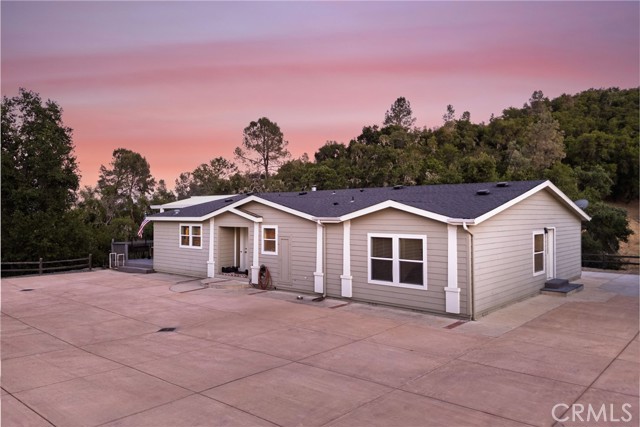Detail Gallery Image 9 of 75 For 5550 Las Tablas Bay, Paso Robles,  CA 93446 - 4 Beds | 2 Baths