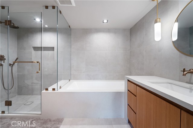 Detail Gallery Image 20 of 56 For 19778 Grand View Dr, Topanga,  CA 90290 - 4 Beds | 4/1 Baths
