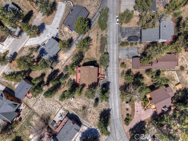 490 Vista, Big Bear Lake, CA 92315