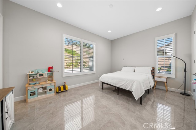 Detail Gallery Image 39 of 73 For 8826 Justify Dr, Rancho Cucamonga,  CA 91701 - 5 Beds | 5/1 Baths