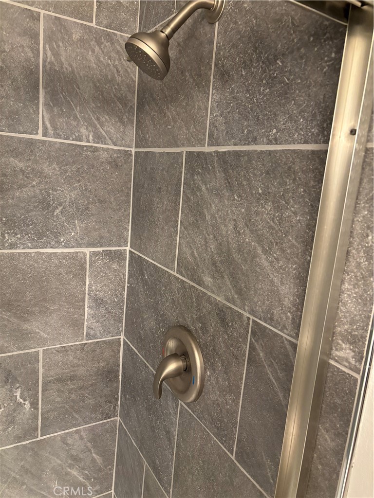 https://media.crmls.org/medias/85c9b2ab-b74b-4073-a060-8e2c4e0839fd.jpg?preset=X-Large