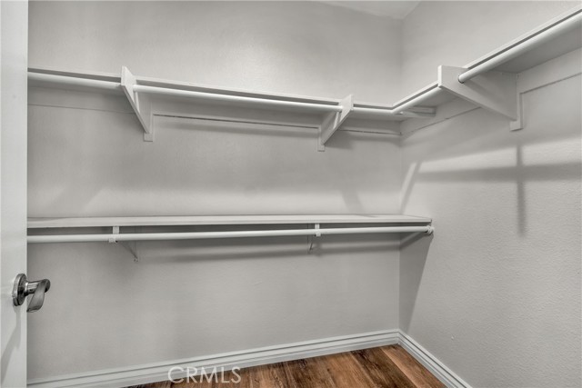 16866 Kingsbury photo 32