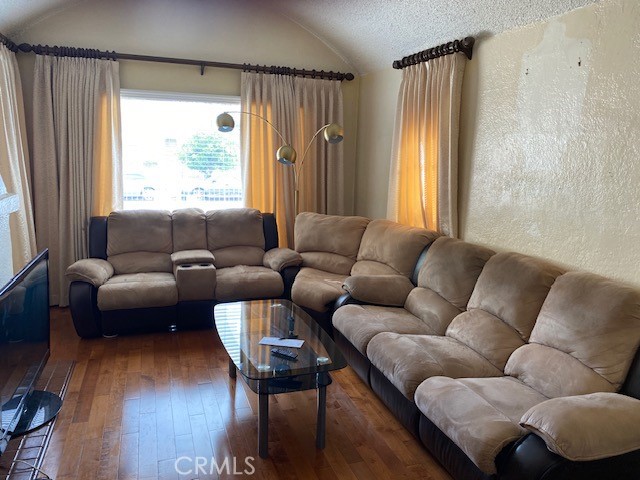 514 W 102nd, Los Angeles CA: https://media.crmls.org/medias/85ca3113-3e9b-46ed-b2ce-75c6f7a59cba.jpg