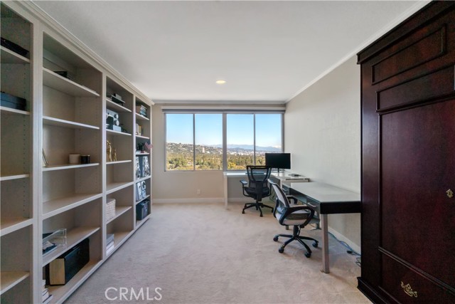 Detail Gallery Image 22 of 35 For 875 Comstock Ave 16a,  Los Angeles,  CA 90024 - 2 Beds | 2 Baths