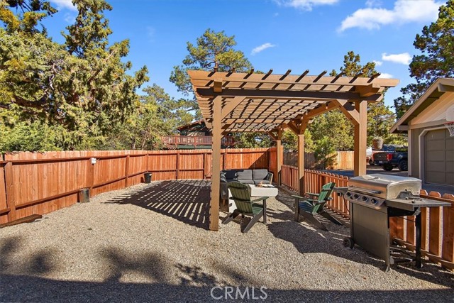 Detail Gallery Image 5 of 39 For 779 Villa Grove Ave, Big Bear City,  CA 92314 - 3 Beds | 2 Baths