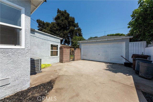 3 Bed Home for Sale in Compton, California