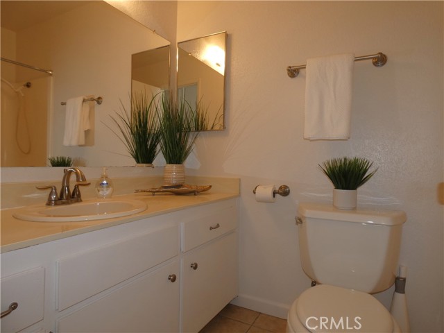 Detail Gallery Image 5 of 11 For 1123 Hal, Santa Maria,  CA 93454 - 2 Beds | 2 Baths