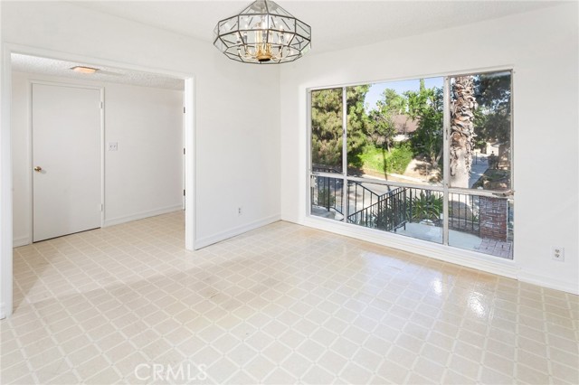 Detail Gallery Image 5 of 14 For 8441 Rudnick Ave, West Hills,  CA 91304 - 4 Beds | 3 Baths