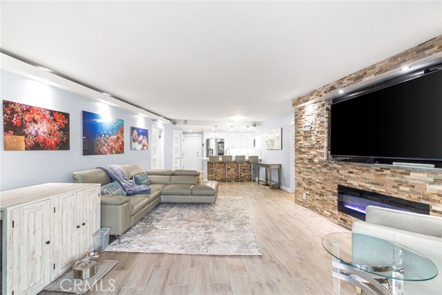 Detail Gallery Image 9 of 37 For 700 E Ocean Bld #1208,  Long Beach,  CA 90802 - 3 Beds | 2 Baths