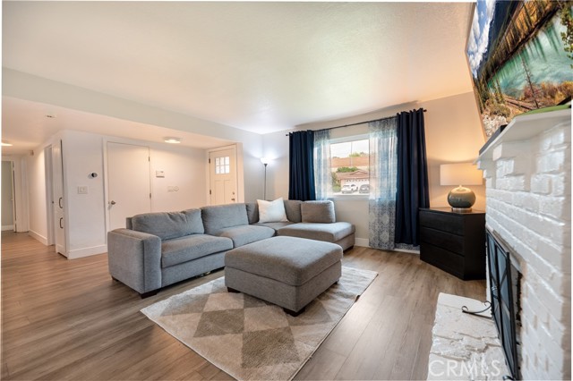 20869 Moonlake Street, Walnut CA: https://media.crmls.org/medias/85cc17d5-9cfa-40e9-b685-9f2f7442b2c7.jpg