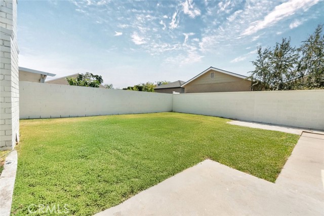 6202 Arbor Road, Lakewood CA: https://media.crmls.org/medias/85ccea17-193e-4996-9d00-ad1ce465d0cd.jpg