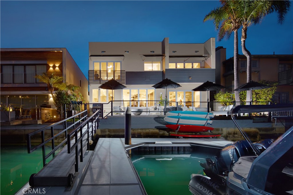 748 Harbor Island Drive