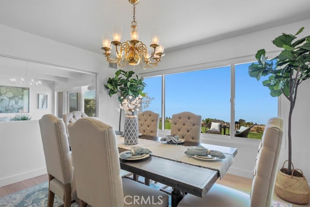 29127 Covecrest Drive, Rancho Palos Verdes CA: https://media.crmls.org/medias/85cd05ce-bf86-46f0-8eef-3e99950ade1a.jpg
