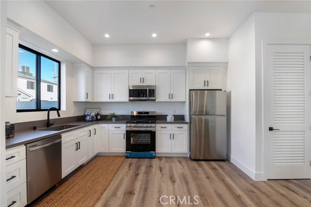 13457 Bradley Avenue, Sylmar CA: https://media.crmls.org/medias/85ce5b8b-e6cf-4b39-a798-819eb445b83b.jpg
