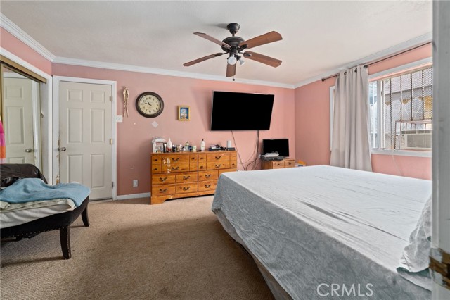9514 Juniper Street, Los Angeles CA: https://media.crmls.org/medias/85cf09ad-d69b-4534-850b-2d0ef0619ce3.jpg