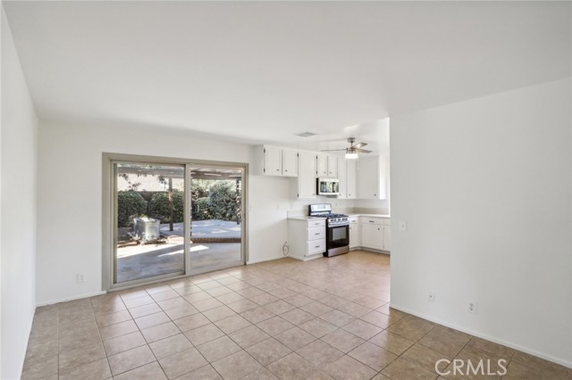 Detail Gallery Image 9 of 51 For 2727 Maude St, Riverside,  CA 92506 - 4 Beds | 2 Baths