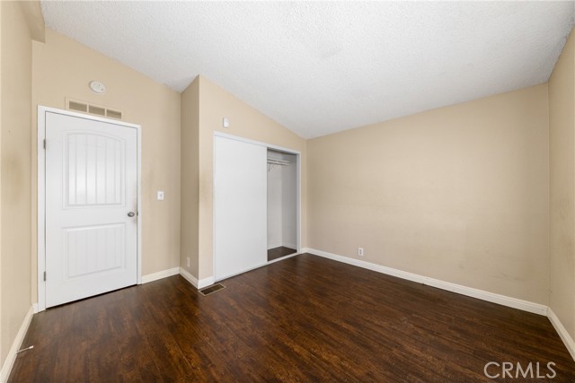 10412 Comstock Road, Corona CA: https://media.crmls.org/medias/85cfc35c-2d73-4b59-b45a-3b75af84241d.jpg