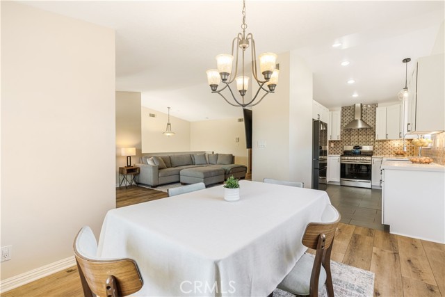 29123 Thousand Oaks Blvd, C photo 8