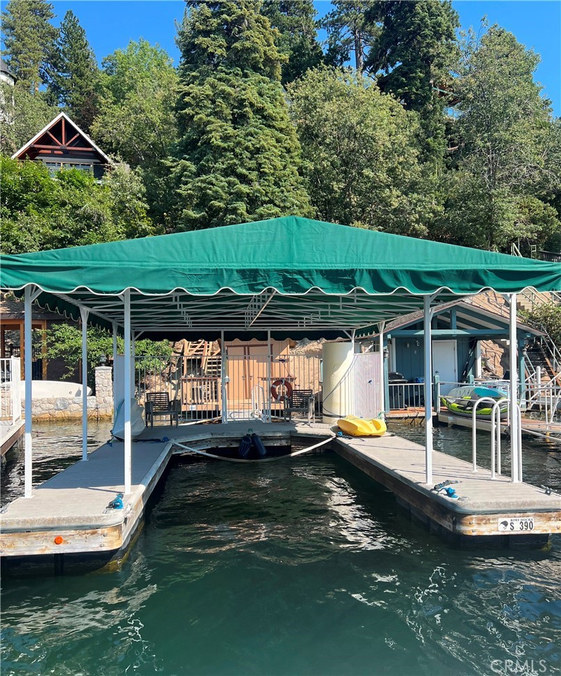 390 Dock