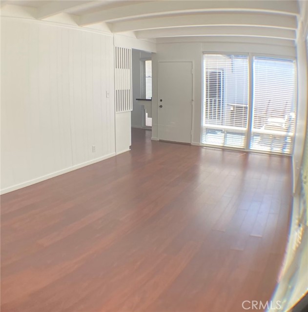 Detail Gallery Image 13 of 17 For 253 N Rafael Walk, Long Beach,  CA 90803 - 2 Beds | 1 Baths