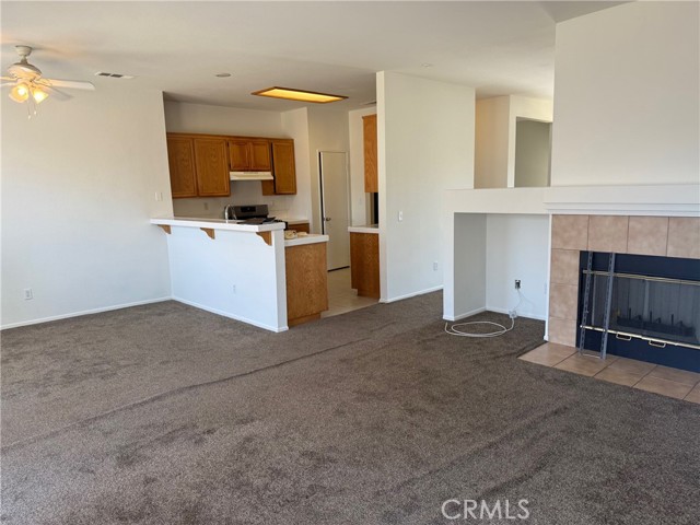 2027 Warwick Street, San Jacinto CA: https://media.crmls.org/medias/85d40d5b-6c0b-43e6-851e-f43162a112f3.jpg