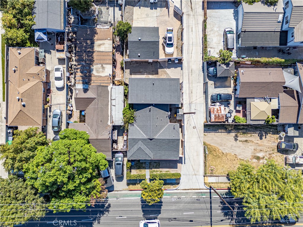https://media.crmls.org/medias/85d47c4b-6e6d-423e-b43c-850d07ea33fa.jpg?preset=X-Large