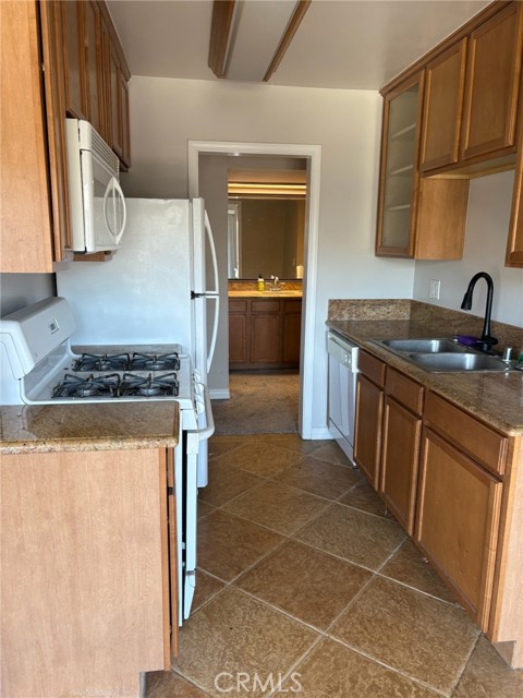 1440 W Lambert Road, La Habra CA: https://media.crmls.org/medias/85d5c64b-3601-47b7-992e-72805895b41f.jpg